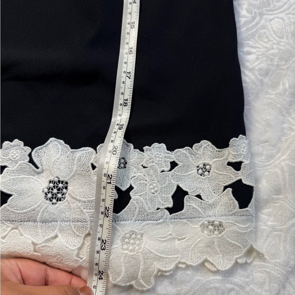 Kate Spade New York Black Floral Lace Trim Top – Size 2 - Picture 6 of 8